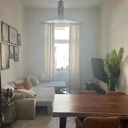 Apartment Helle Stadtwohnung In Flingern Düsseldorf